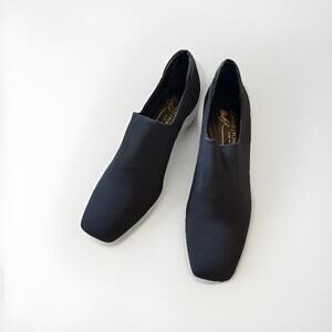 DONALD PLINER RAMLA LADIES FABRIC PUMPS SIZE 7M BLACK MADE IN ITALY GREAT COND!